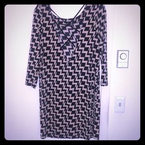 Gorgeous printed dress!